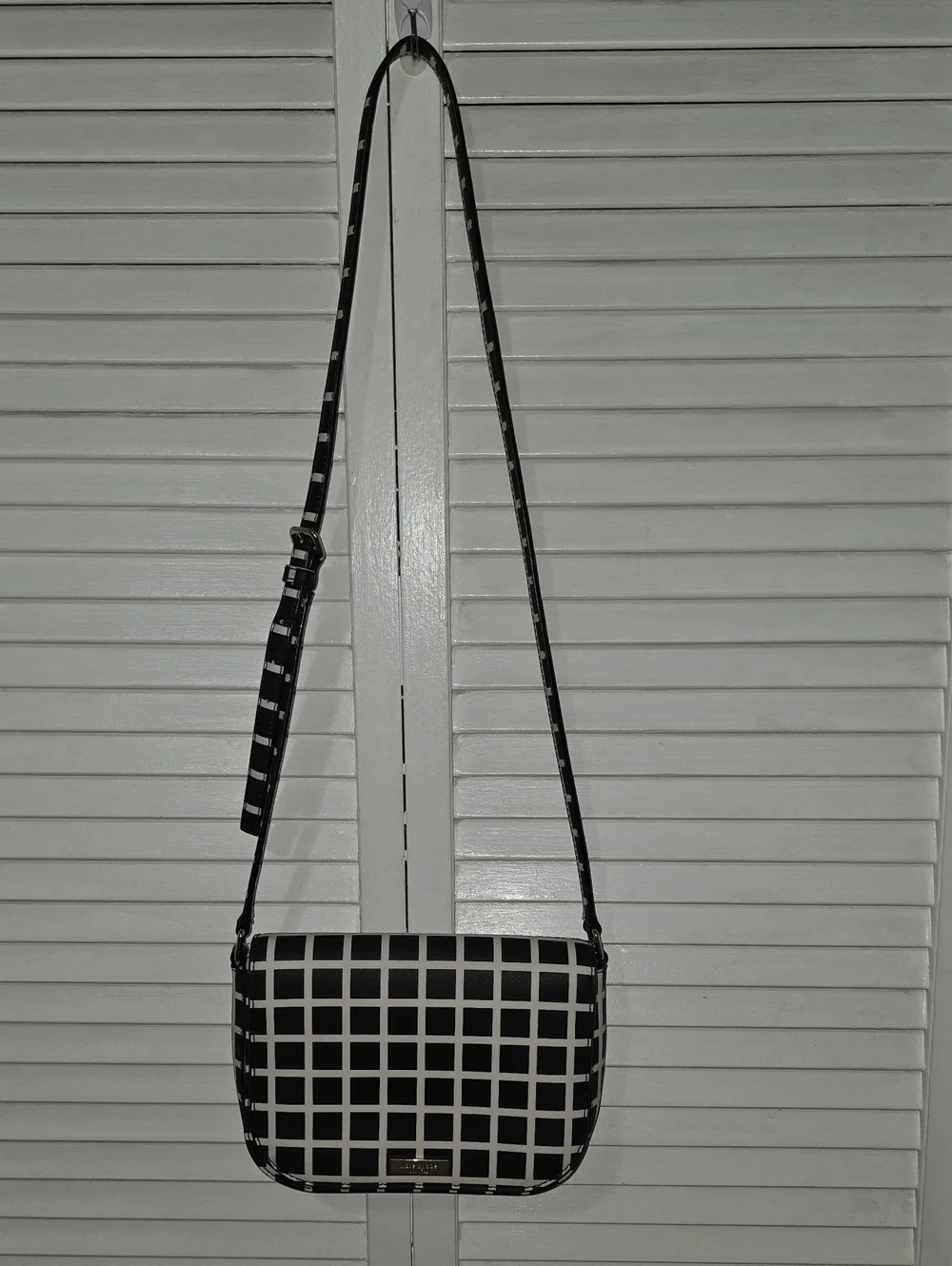 KATE SPADE LAUREL WAY CARSEN CROSSBODY BAG EXCELLENT USED CONDITION